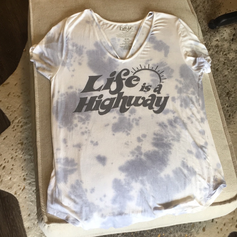 Light T-shirt - tie-dye graphic